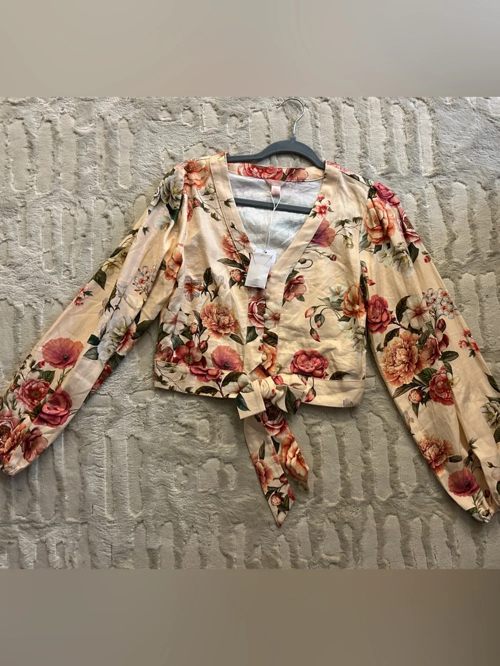 Guess Floral Velvet Hanger in Pink and Red
